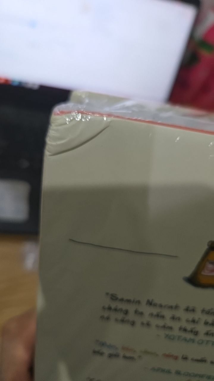 Sách Mặn Béo Chua Nóng
