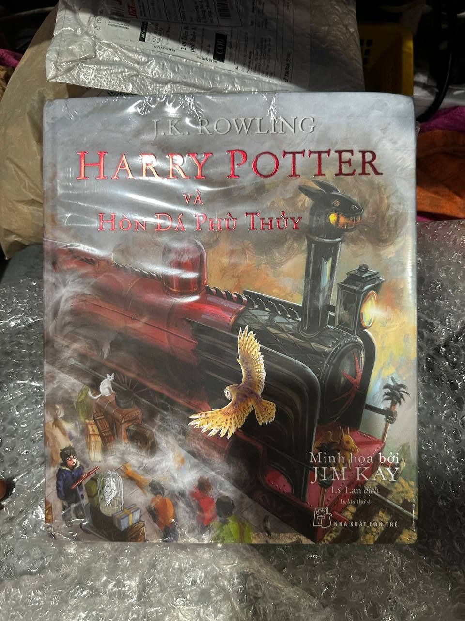 Sách Harry Potter Và Hòn Đá Phù Thủy - Tập 1 (Bản Đặc Biệt Có Tranh Minh Họa Màu)