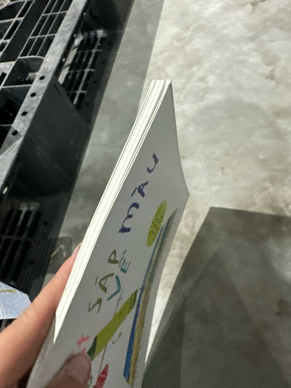Sách Ngày Bút Sáp Màu Trở Về