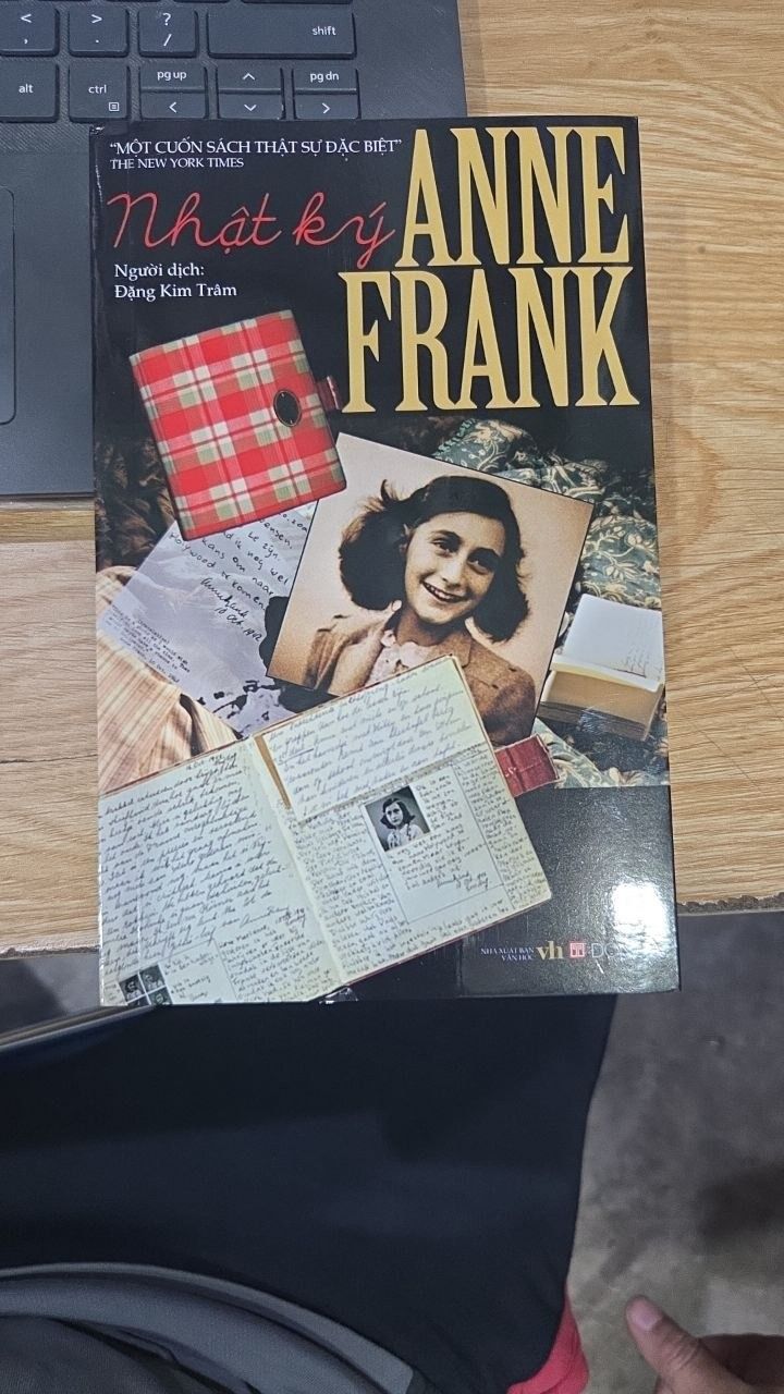 Sách Nhật ký Anne Frank (TB 2022)
