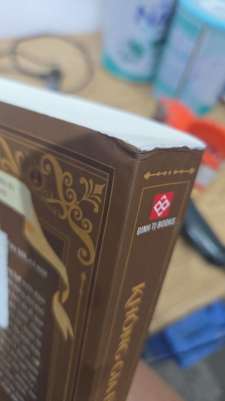 Sách Không Gia Đình