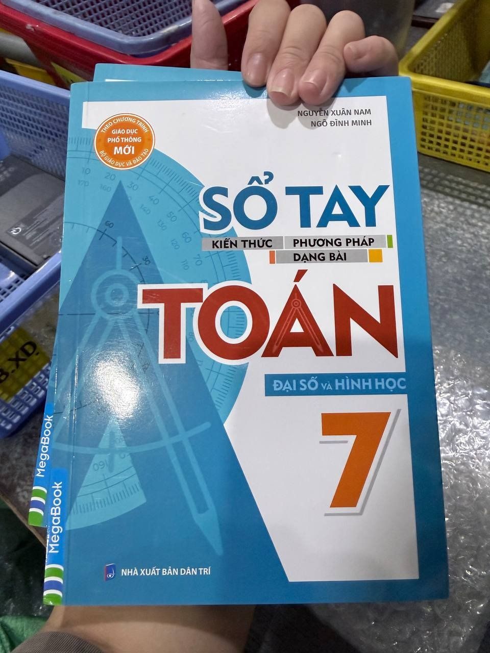 Sách Sổ Tay Kiến Thức - Phương Pháp - Dạng Bài Đại Số Và Hình Học Toán lớp 7