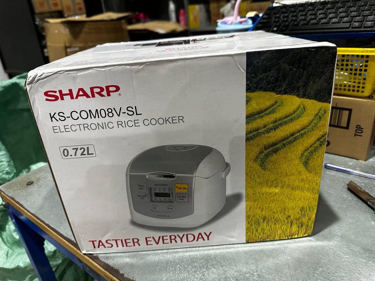 Nồi Cơm Điện Tử Sharp KS-COM08V-SL (0.72 Lít) – Hàng Chính Hãng