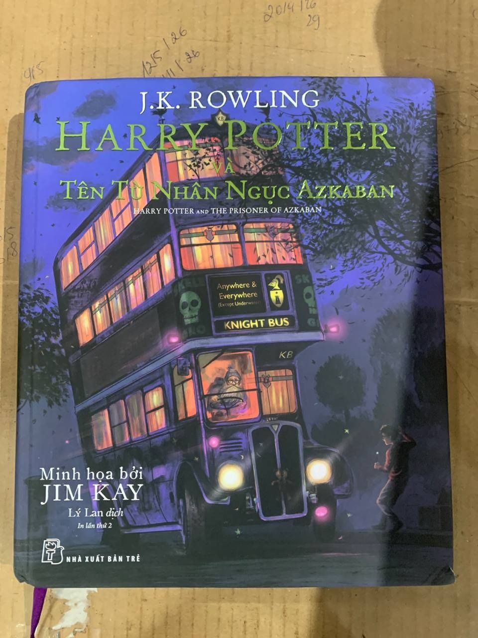 Sách Harry Potter Và Tên Tù Nhân Ngục Azkaban (Tập 3) - Bản Đặc Biệt Có Tranh Minh Họa Màu