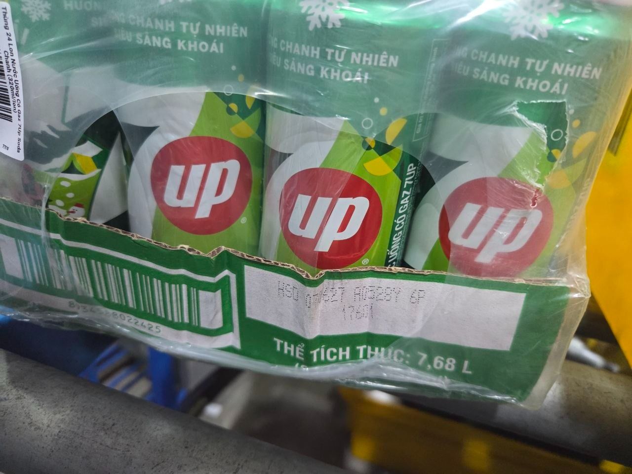 Thùng 24 Lon Nước Ngọt Có Gaz 7Up lon xanh (320ml/lon)