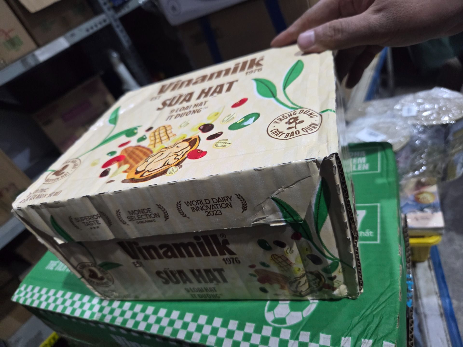 [05-09.08 QT Đơn Từ 999K] Thùng 24 hộp Sữa hạt 9 loại hạt Vinamilk ít đường - hộp 180ml