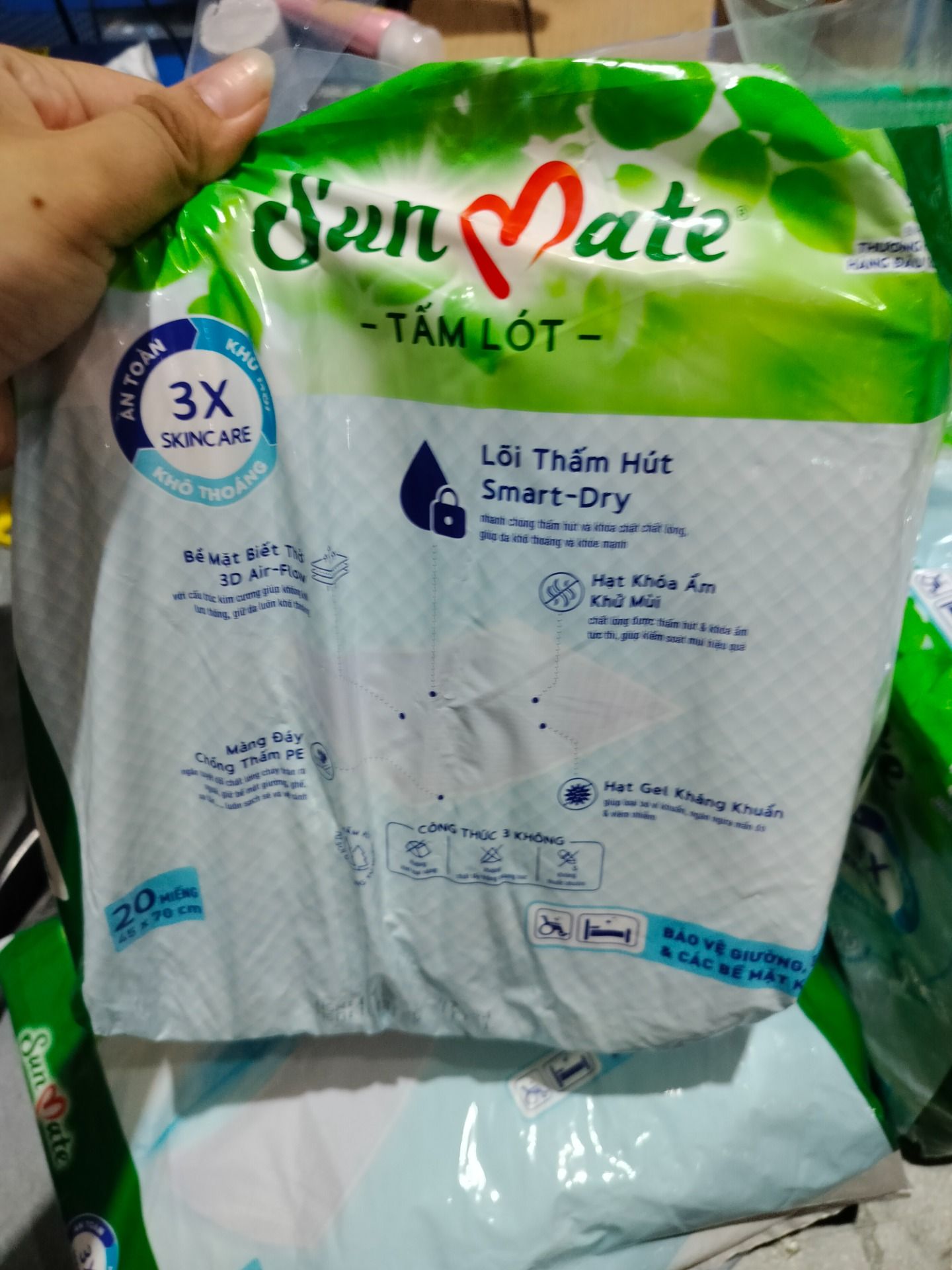 Combo 3 Tấm lót SunMate cải tiến mới 20 miếng/gói size M (45 x 70cm)