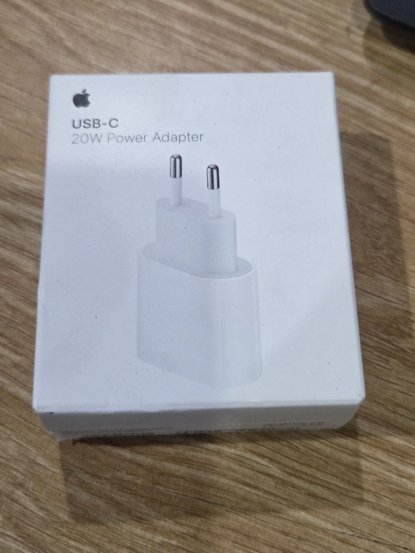 Adapter Sạc 1 Cổng USB Type-C 20W Apple - Trắng