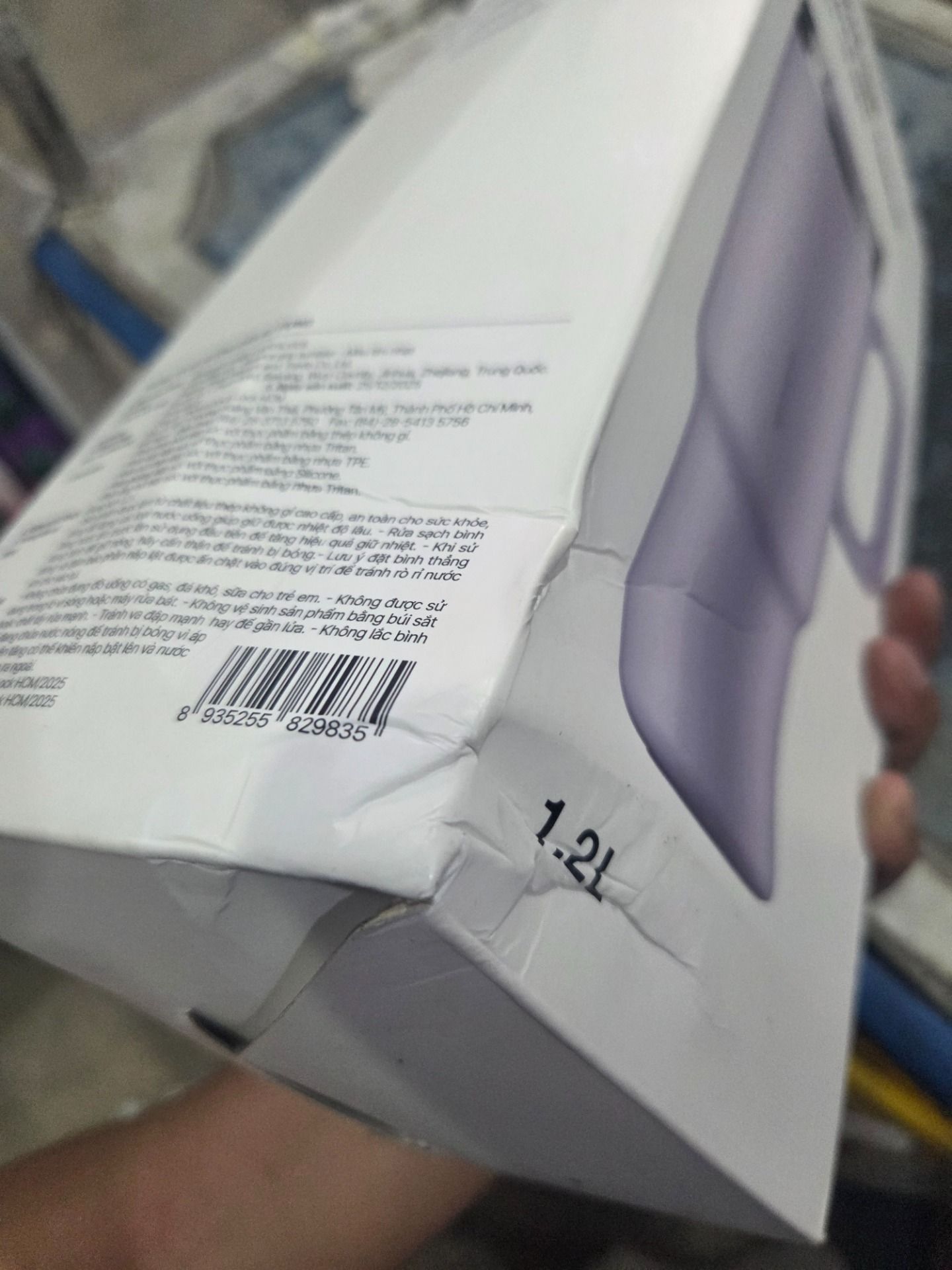 Bình giữ nhiệt LocknLock Balance grip tumbler LHC4397 dung tích 900ml / LHC4398 dung tích 1.2L có quai - 3 màu - LHC4398LVOL - 1.2L