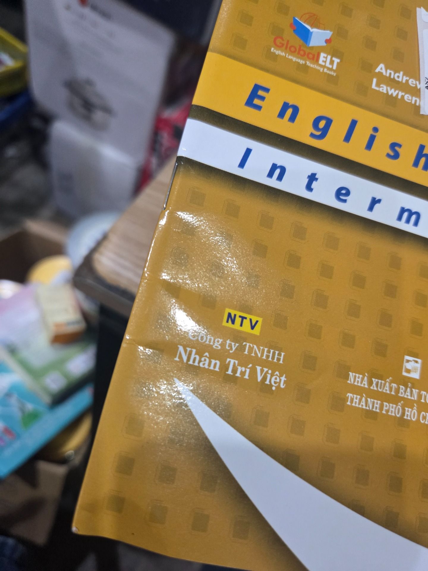 Sách The Vocabulary Files B1 Intermediate (Không CD)