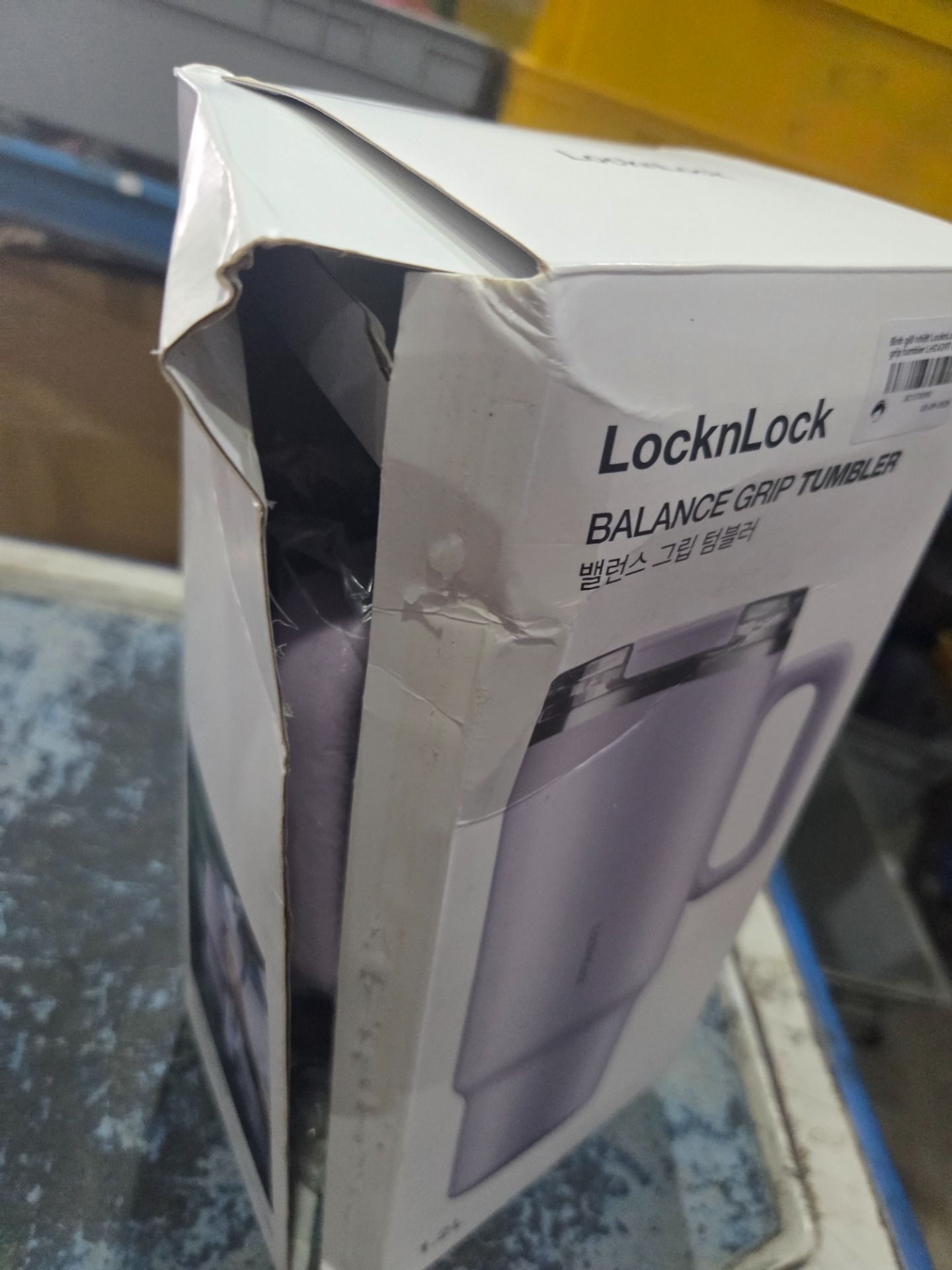 Bình giữ nhiệt LocknLock Balance grip tumbler LHC4397 dung tích 900ml / LHC4398 dung tích 1.2L có quai - 3 màu - LHC4398LVOL - 1.2L
