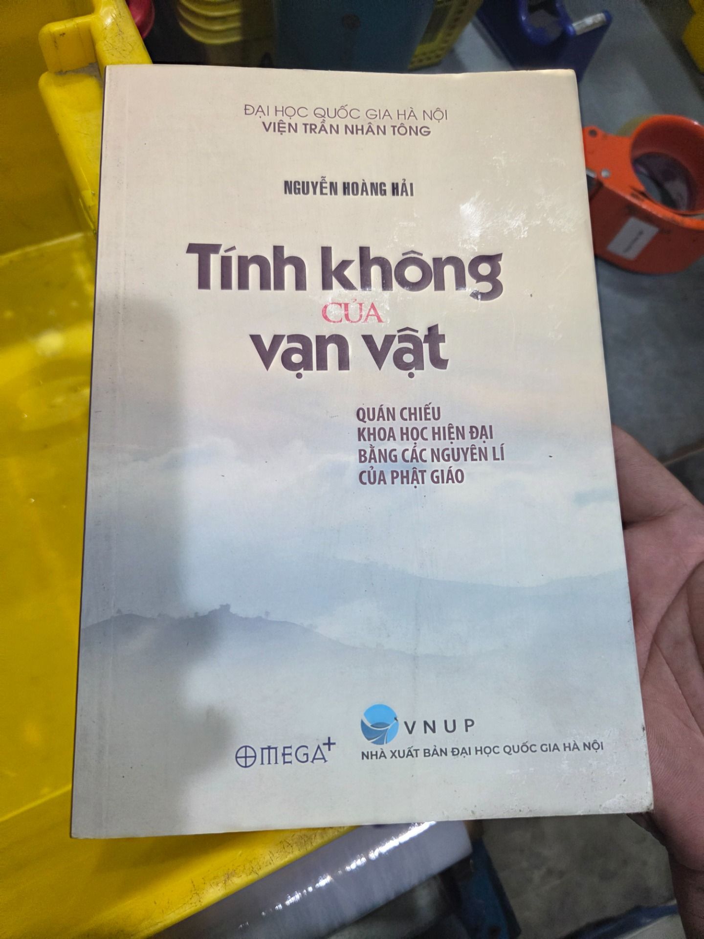 Sách - Tính không của Vạn vật - Quán chiếu khoa học hiện đại bằng các nguyên lí của phật giáo