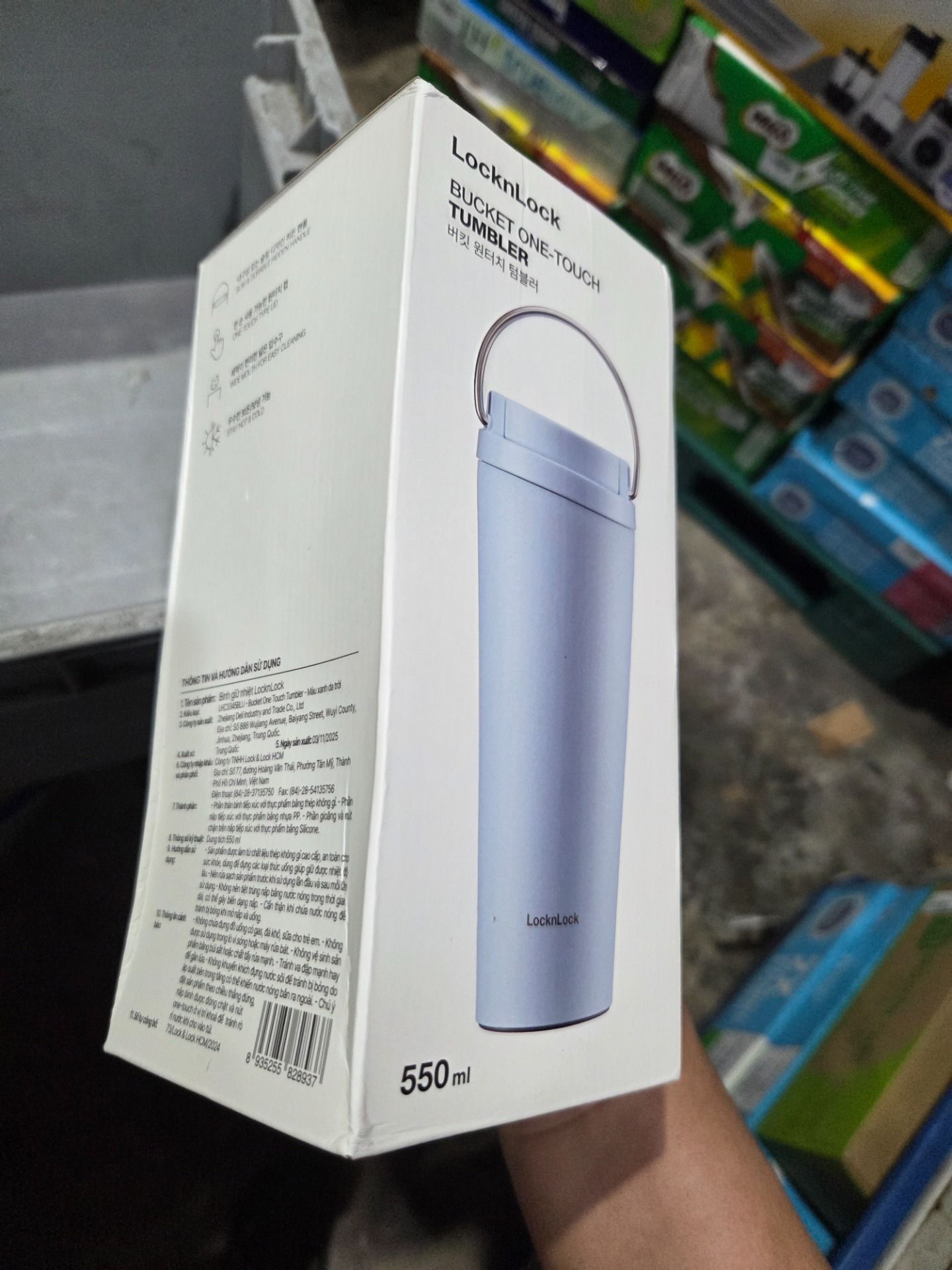 Bình giữ nhiệt LocknLock Bucket One-Touch LHC3345 có quai dung tích 550ml thép không gỉ - 3 màu - LHC3345BLU - Màu xanh dương