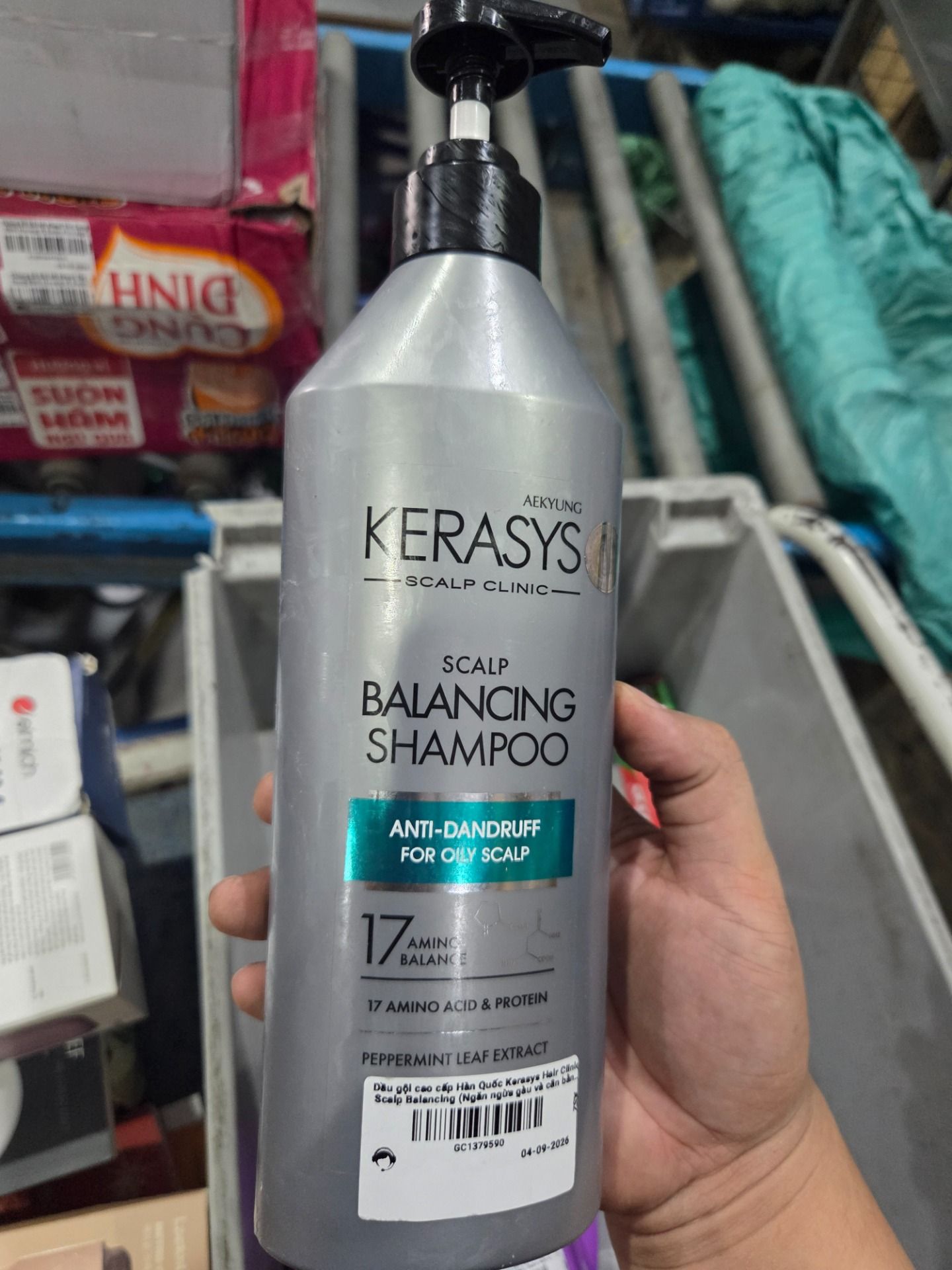 Dầu gội cao cấp Hàn Quốc Kerasys Hair Clinic Scalp Balancing (Ngăn ngừa gàu và cân bằng độ ẩm da đầu, dành cho da đầu dầu) 600ml