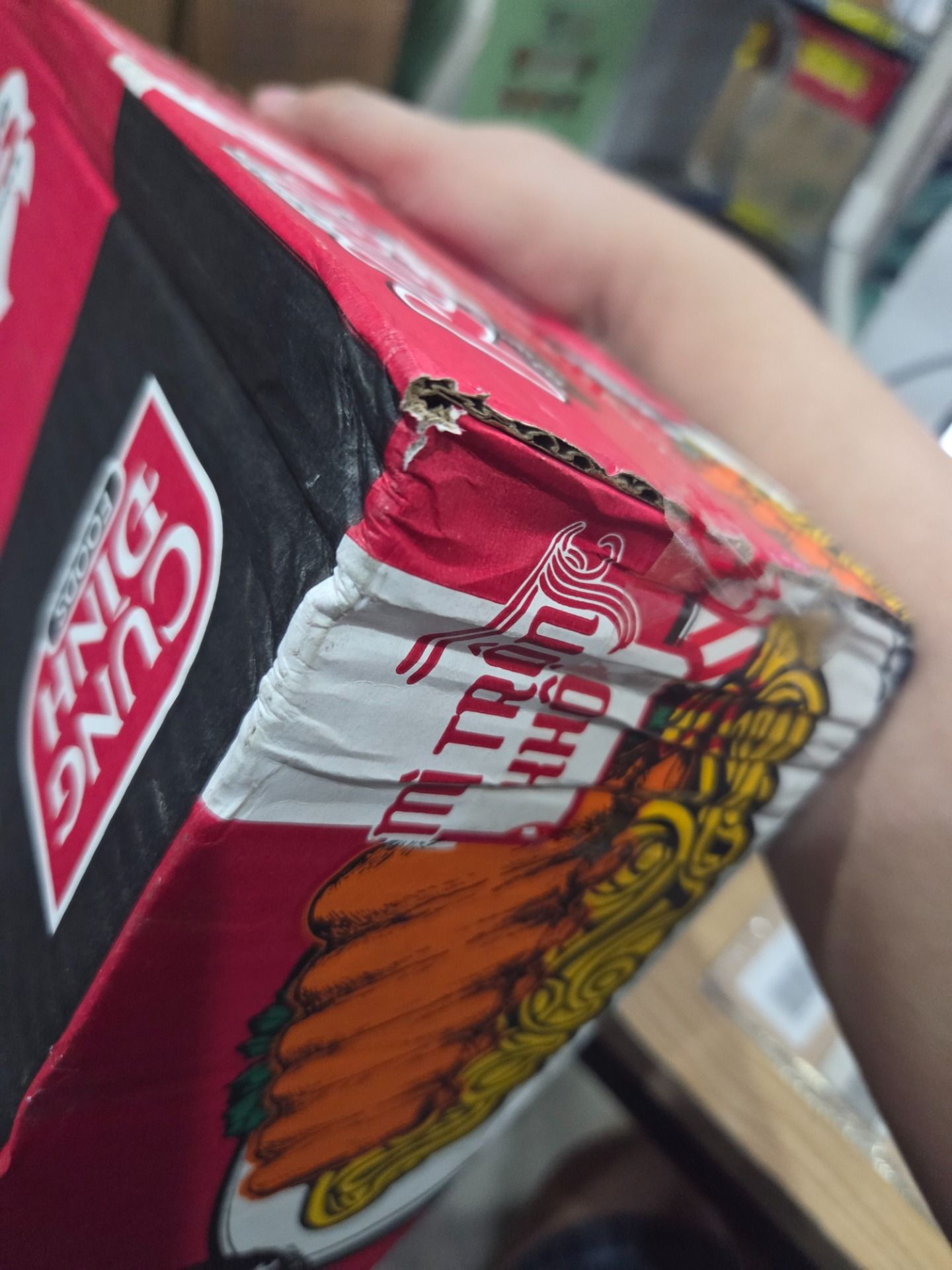 Thùng 30 Gói Mì Cung Đình Kool BBQ Hương Vị Sườn Nướng Hàn Quốc 99g