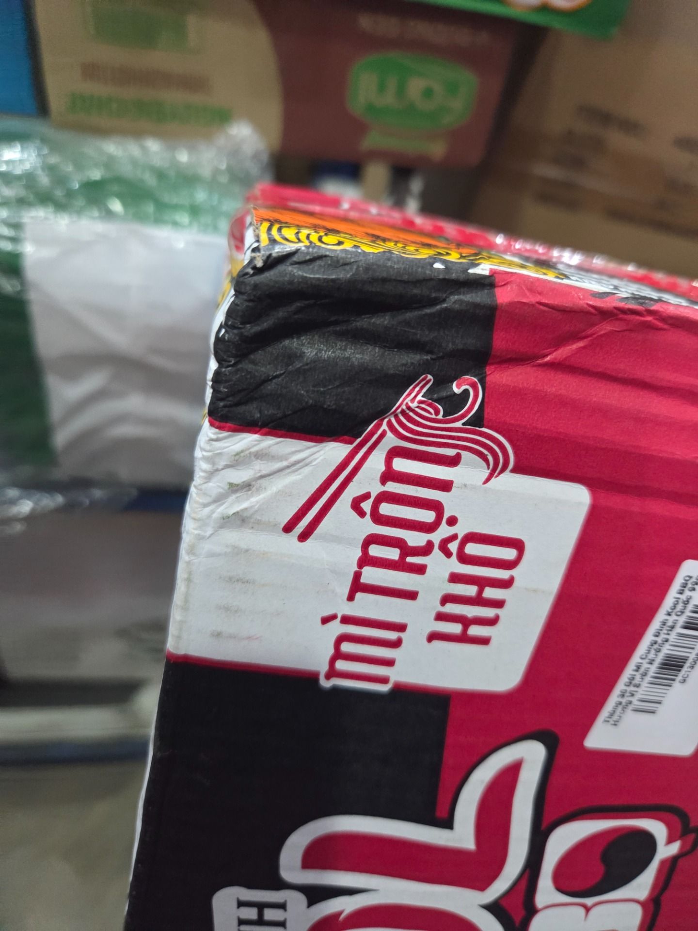 Thùng 30 Gói Mì Cung Đình Kool BBQ Hương Vị Sườn Nướng Hàn Quốc 99g