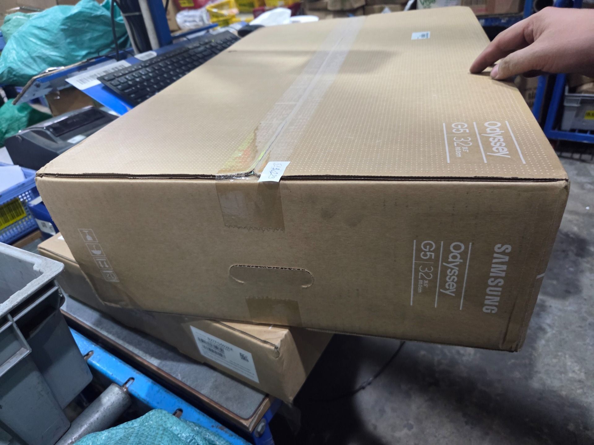 Màn hình Gaming Samsung Odyssey G5 G55C LS32CG552EEXXV (32 inch, QHD, 165Hz, 1ms) - Hàng chính hãng