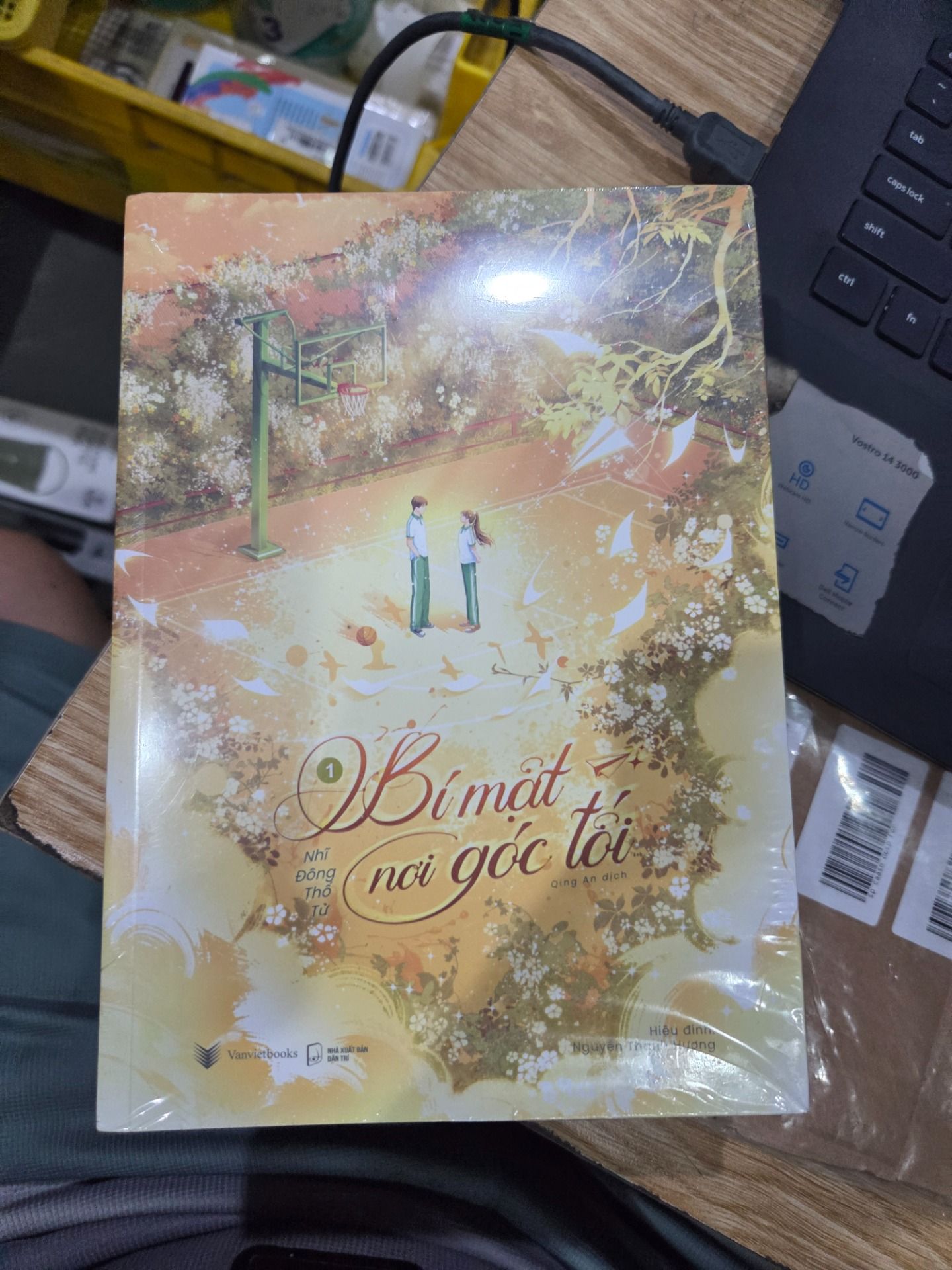 Sách Bí Mật Nơi Góc Tối (Trọn bộ 2 tập) - Bản Thường