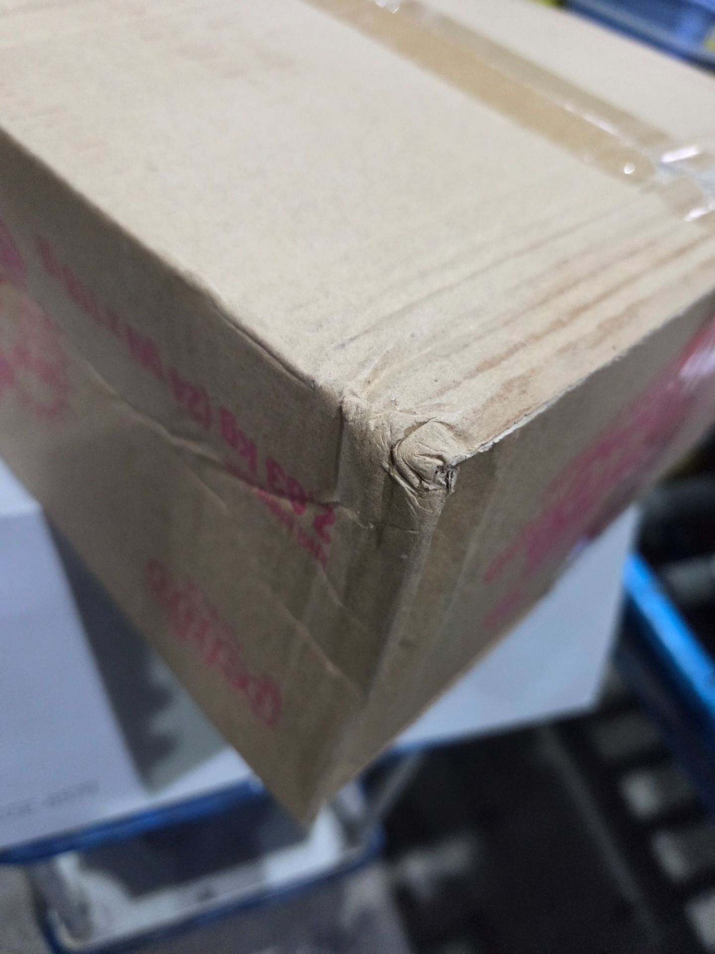 Thùng 24 Gói Mì Xào Koreno Vị Gà Volcano 118g