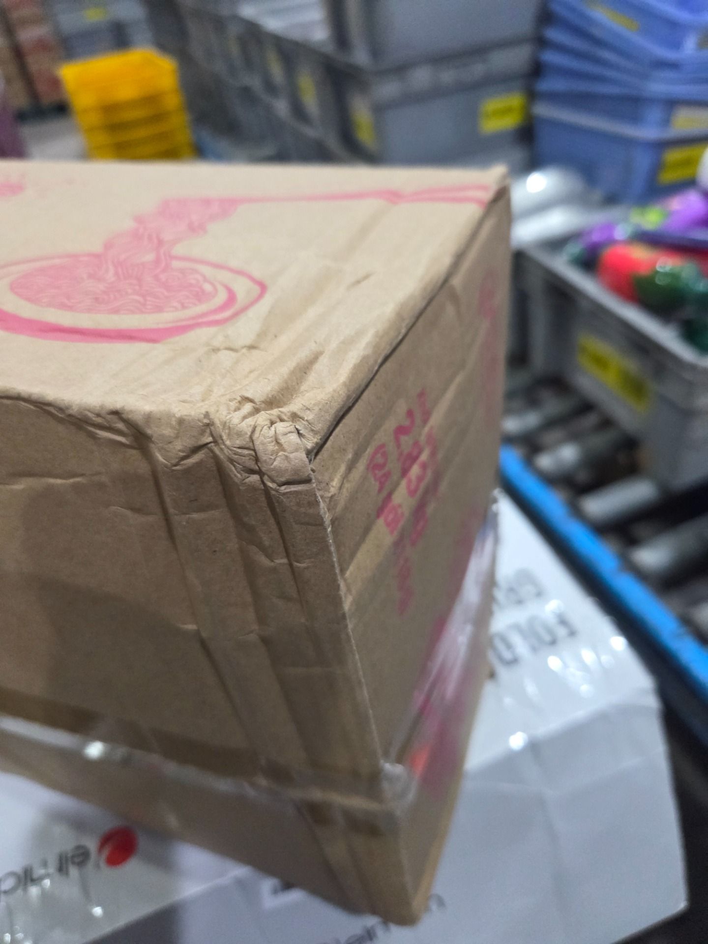 Thùng 24 Gói Mì Xào Koreno Vị Gà Volcano 118g