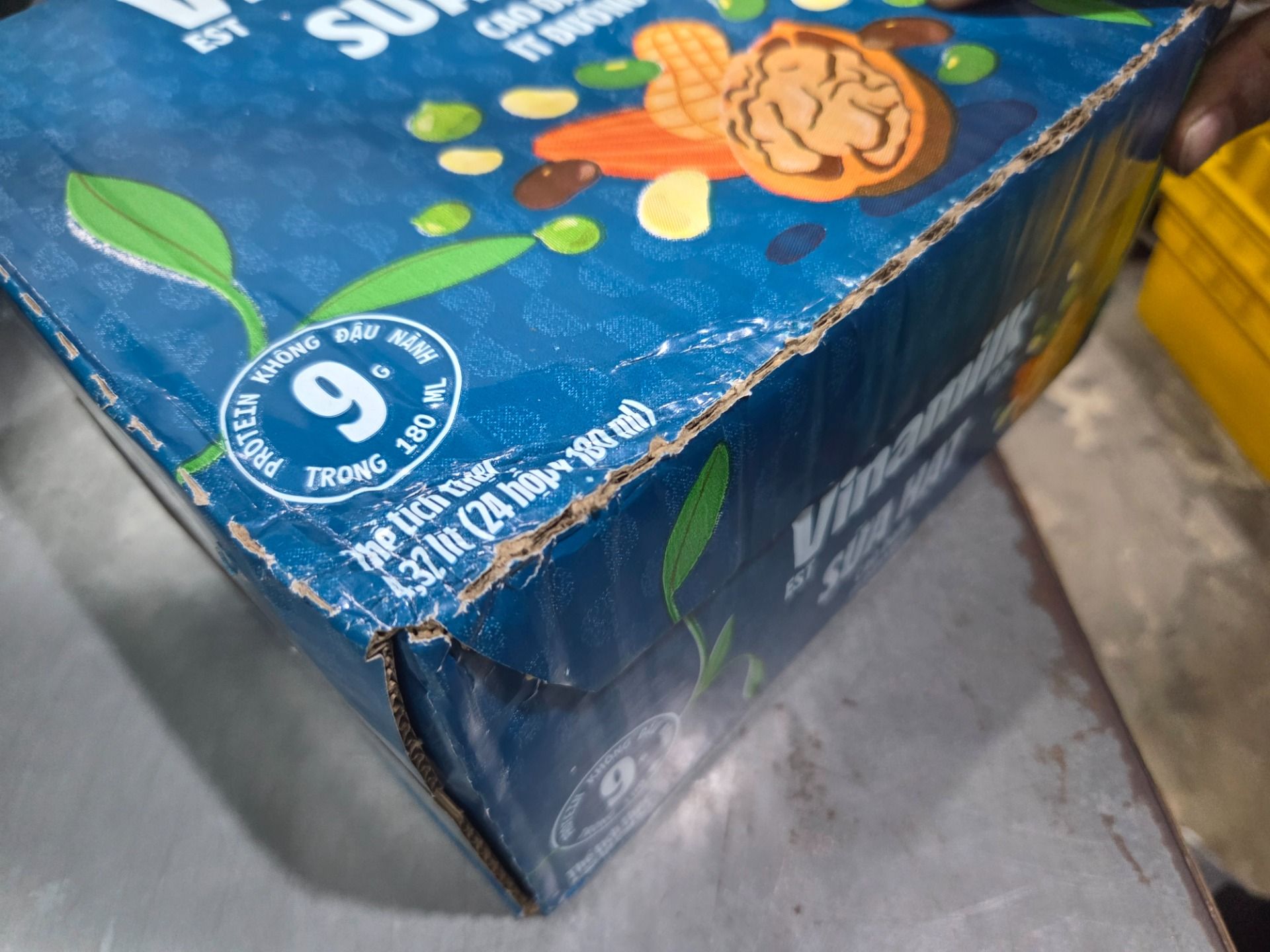 Thùng 24 hộp sữa hạt cao đạm Vinamilk ít đường 180ml