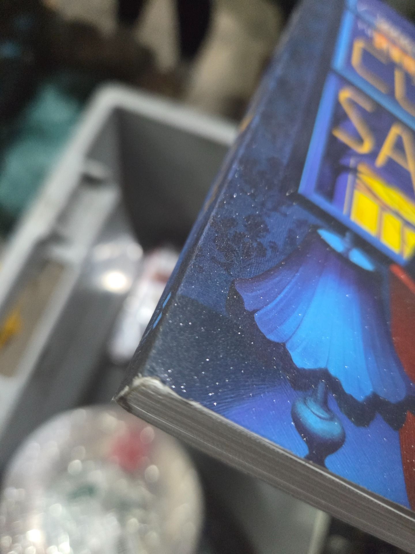 Sách Cửa Sổ Sau Nhà