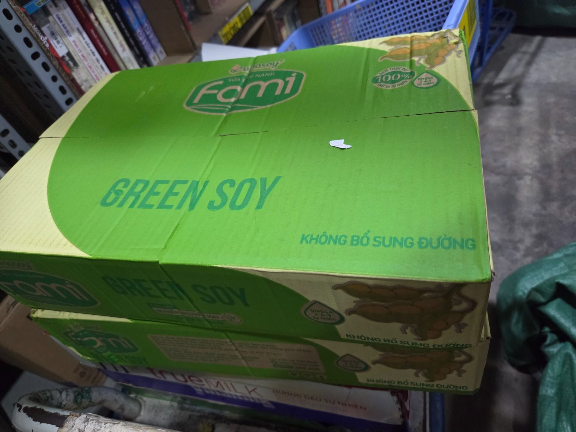 Thùng sữa đậu nành Vinasoy Fami Green soy không bổ sung đường (36 hộp x 180ml)