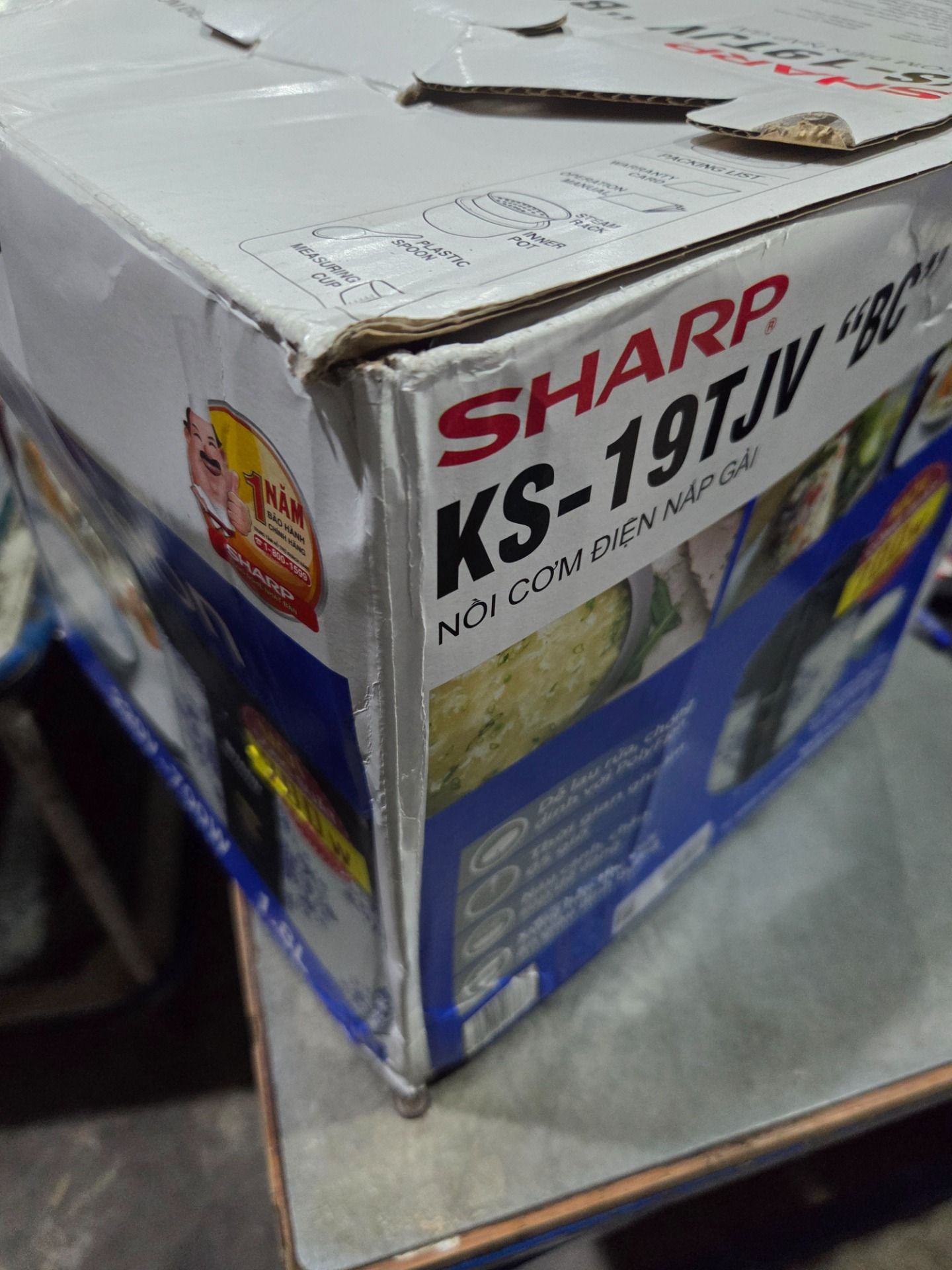 Nồi Cơm Điện Nắp Gài Sharp KS-19TJVBC (1.8L) - Hàng Chính Hãng