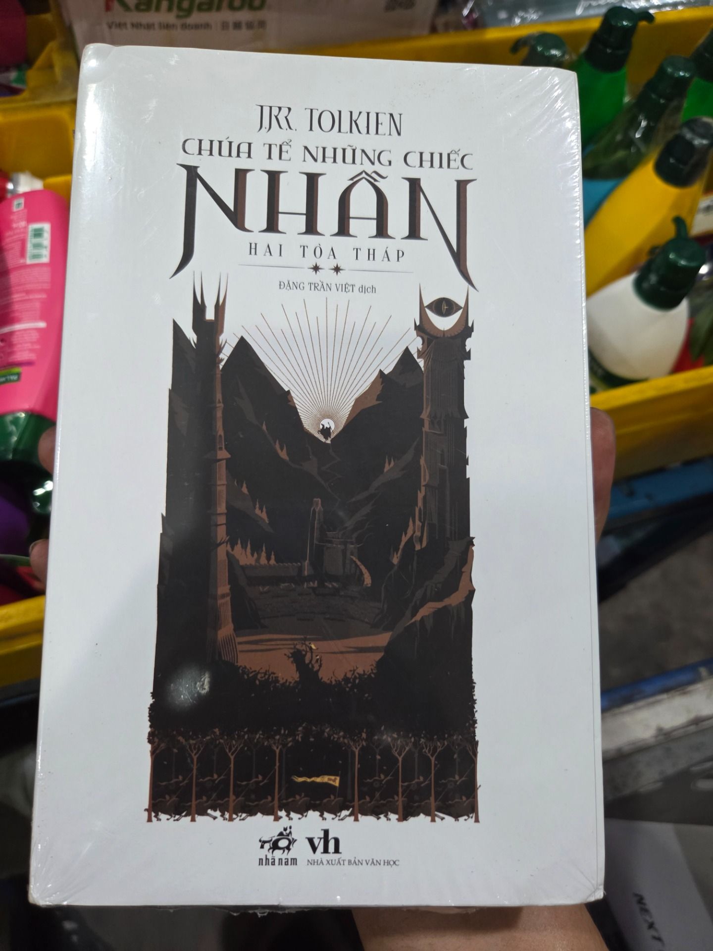 Sách Chúa tể những chiếc nhẫn 2 - Hai tòa tháp
