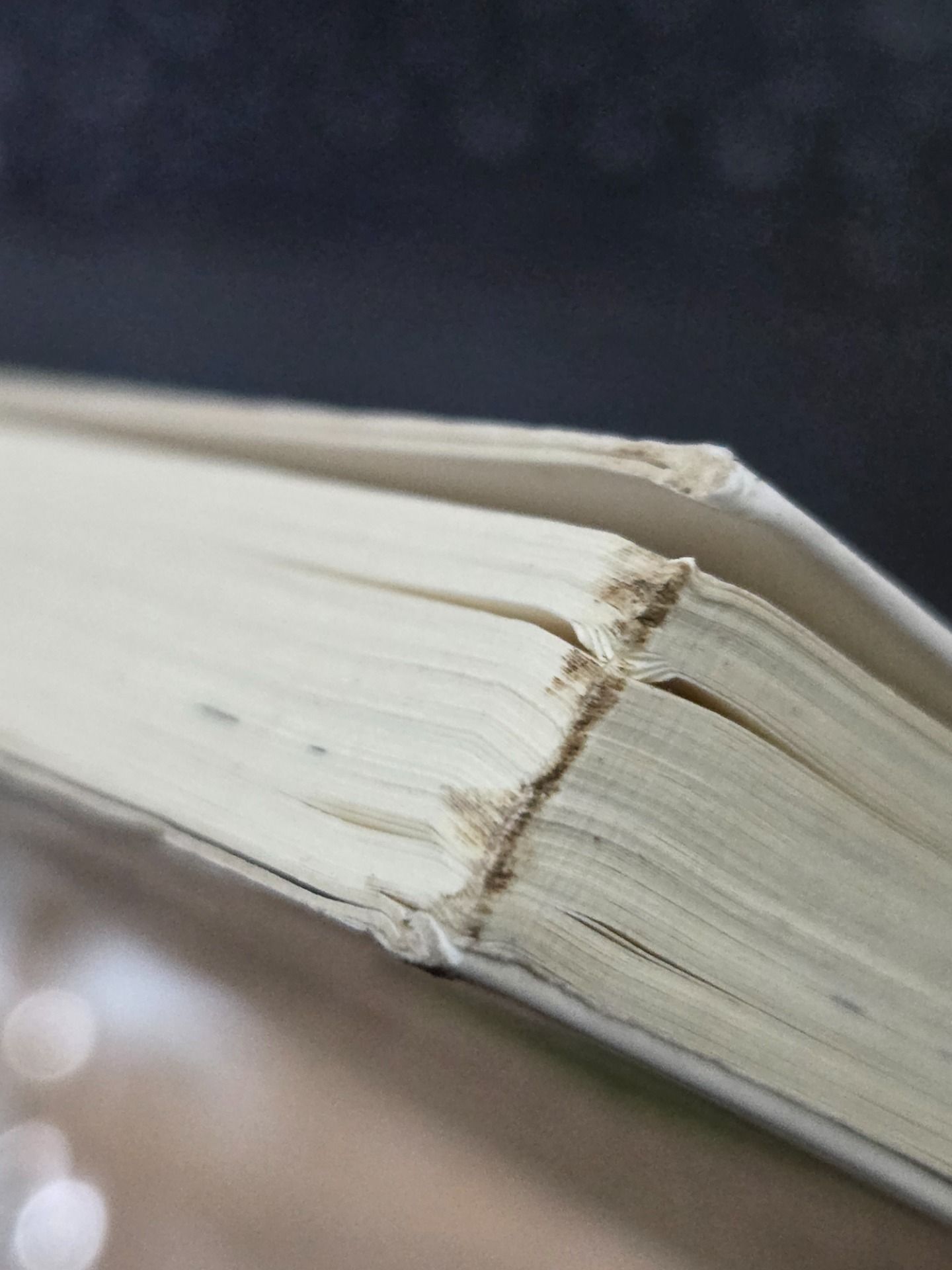 Sách Yêu Thôi Sao Phải Cưới