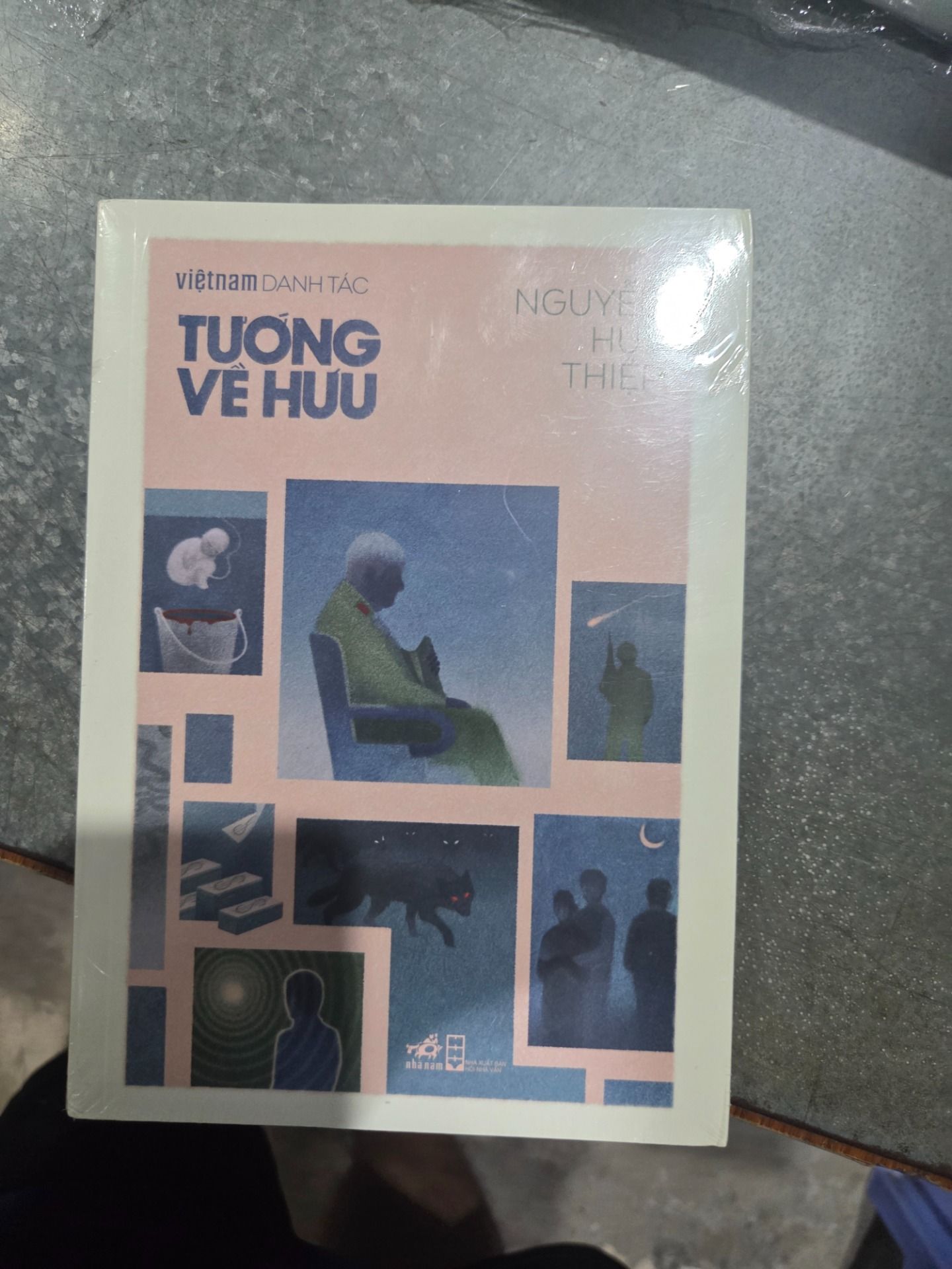 Sách Tướng Về Hưu