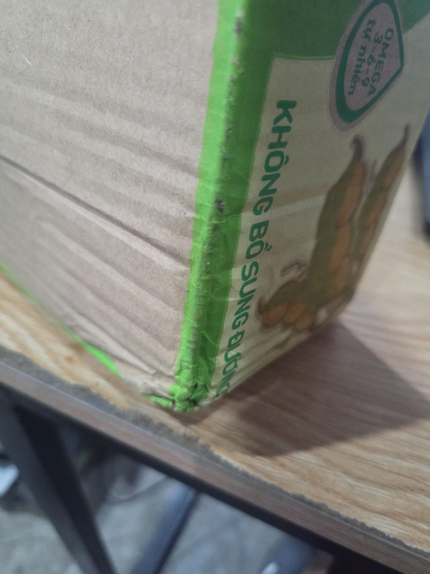 Thùng sữa đậu nành Vinasoy Fami Green soy không bổ sung đường (36 hộp x 180ml)