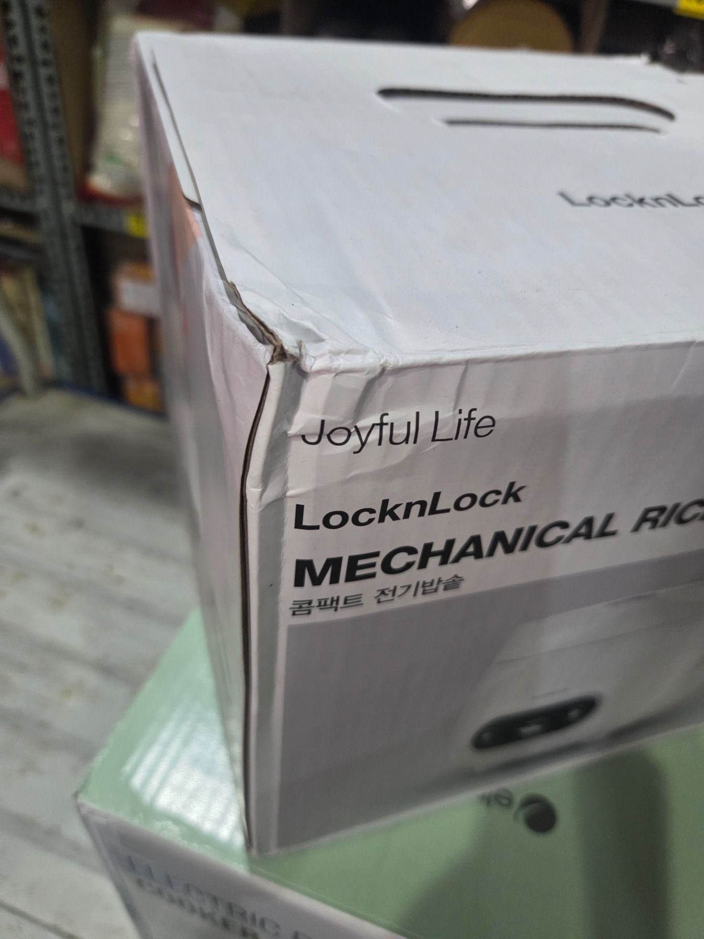 Nồi Cơm Điện Lock Lock Mechanical Rice Cooker EJR426WHT 0.8 Lít - Hàng chính hãng