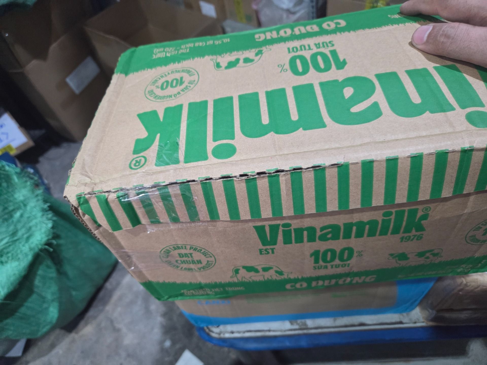 Thùng 48 Bịch Sữa Tươi Tiệt Trùng Vinamilk 100% Có Đường (220ml)