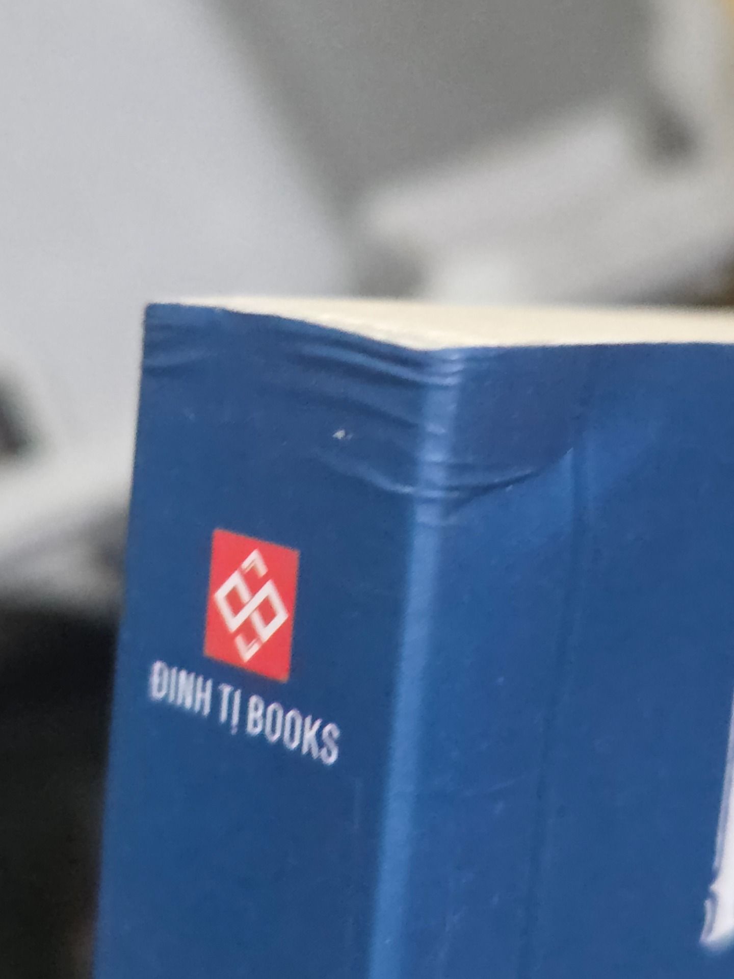 Sách Hai Vạn Dặm Dưới Biển