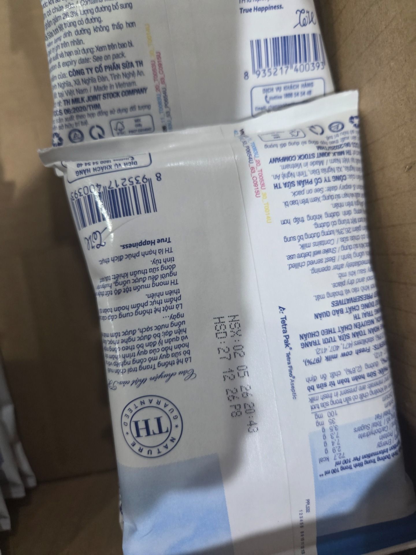Thùng 48 bịch sữa tươi tiệt trùng TH True Milk  ít đường 220ml