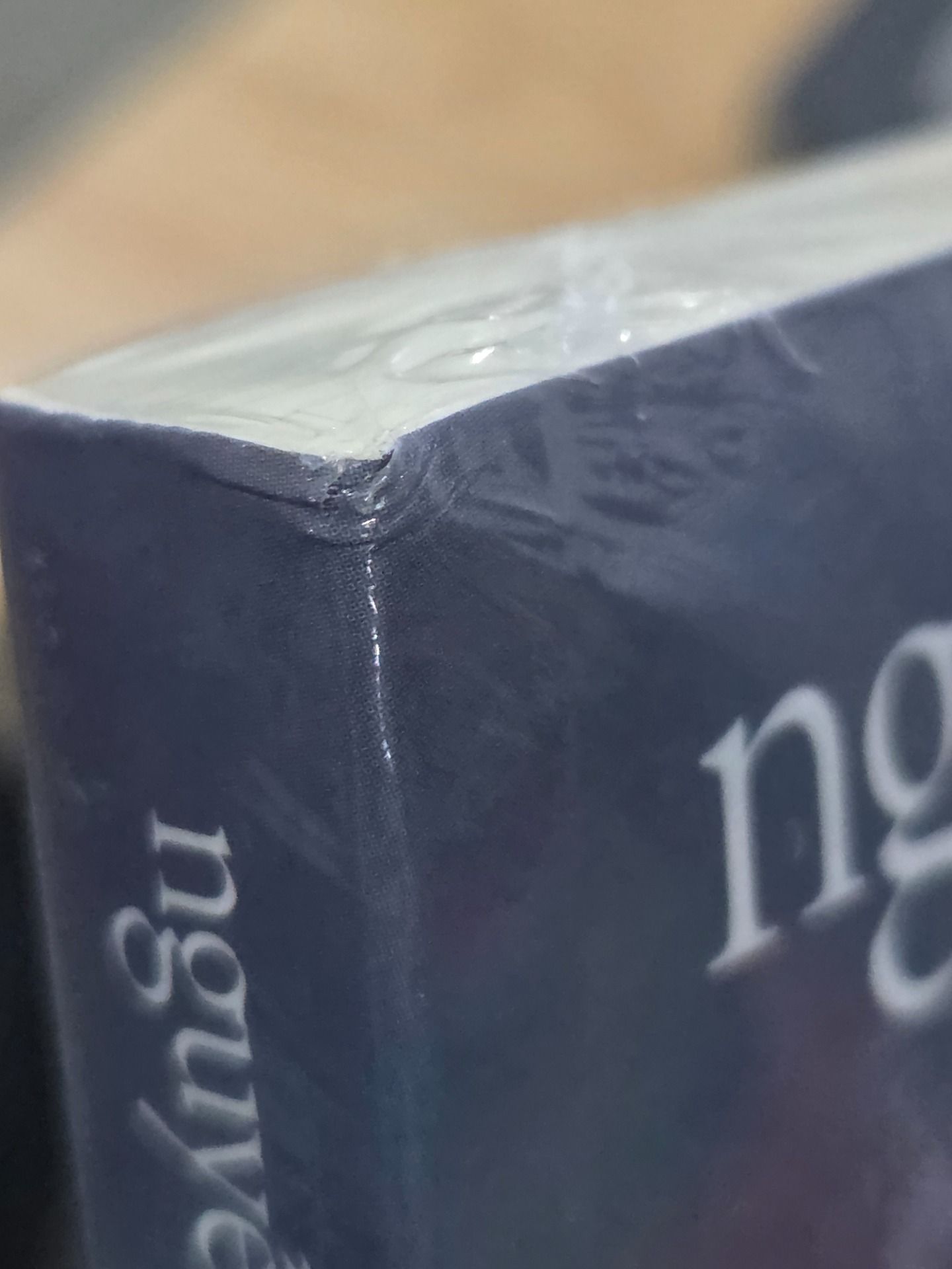 Sách Chuyện Tình Thị Trấn (Nguyễn Nhật Ánh) - NXB Trẻ - 2 phiên bản & quà tặng kèm - Bìa mềm