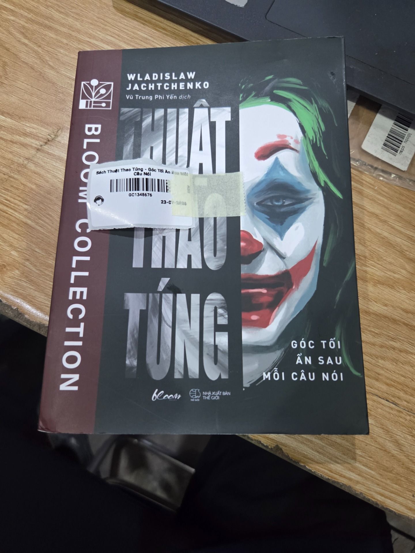Sách Thuật Thao Túng - Góc Tối Ẩn Sau Mỗi Câu Nói