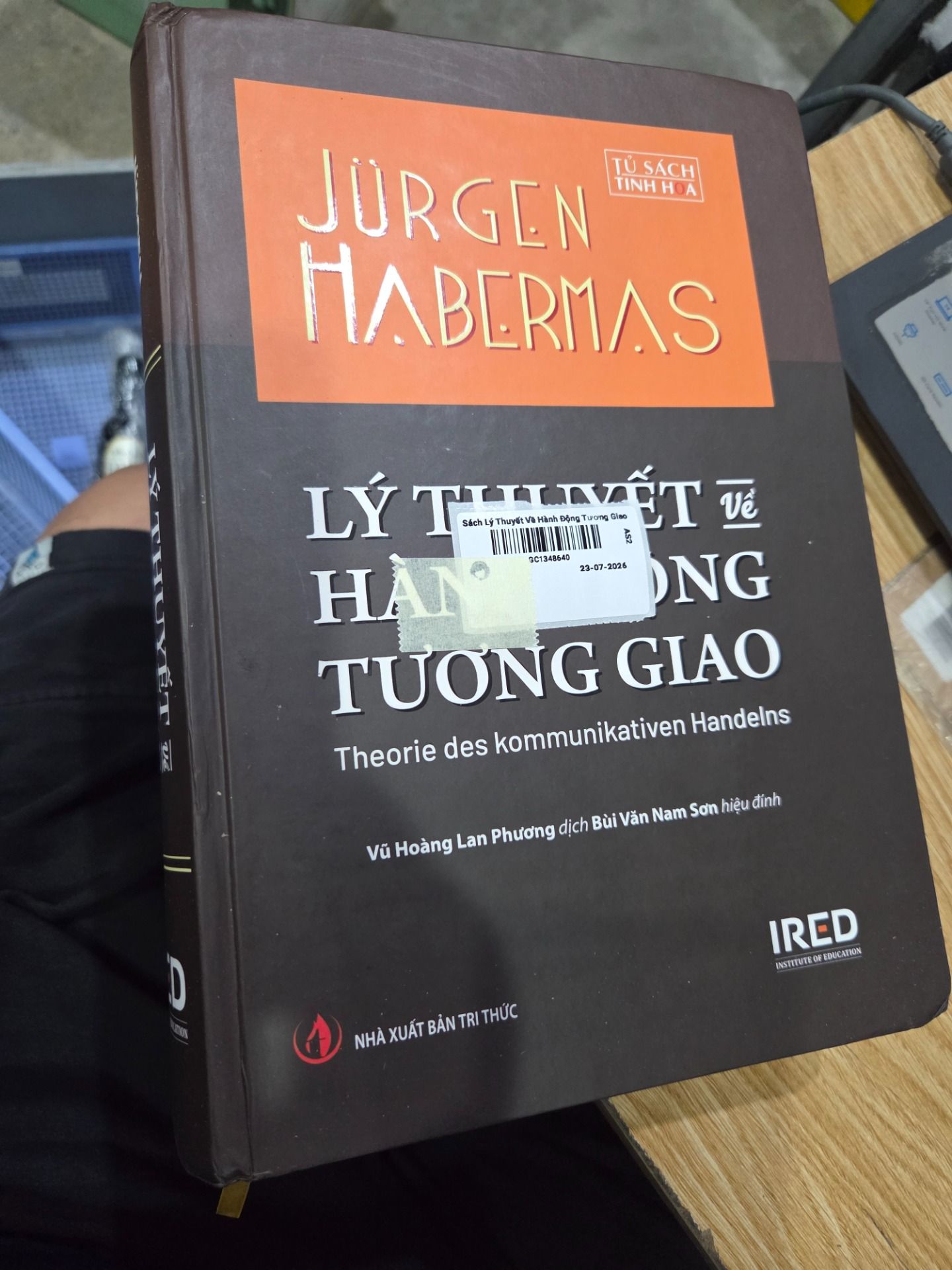 Sách Lý Thuyết Về Hành Động Tương Giao