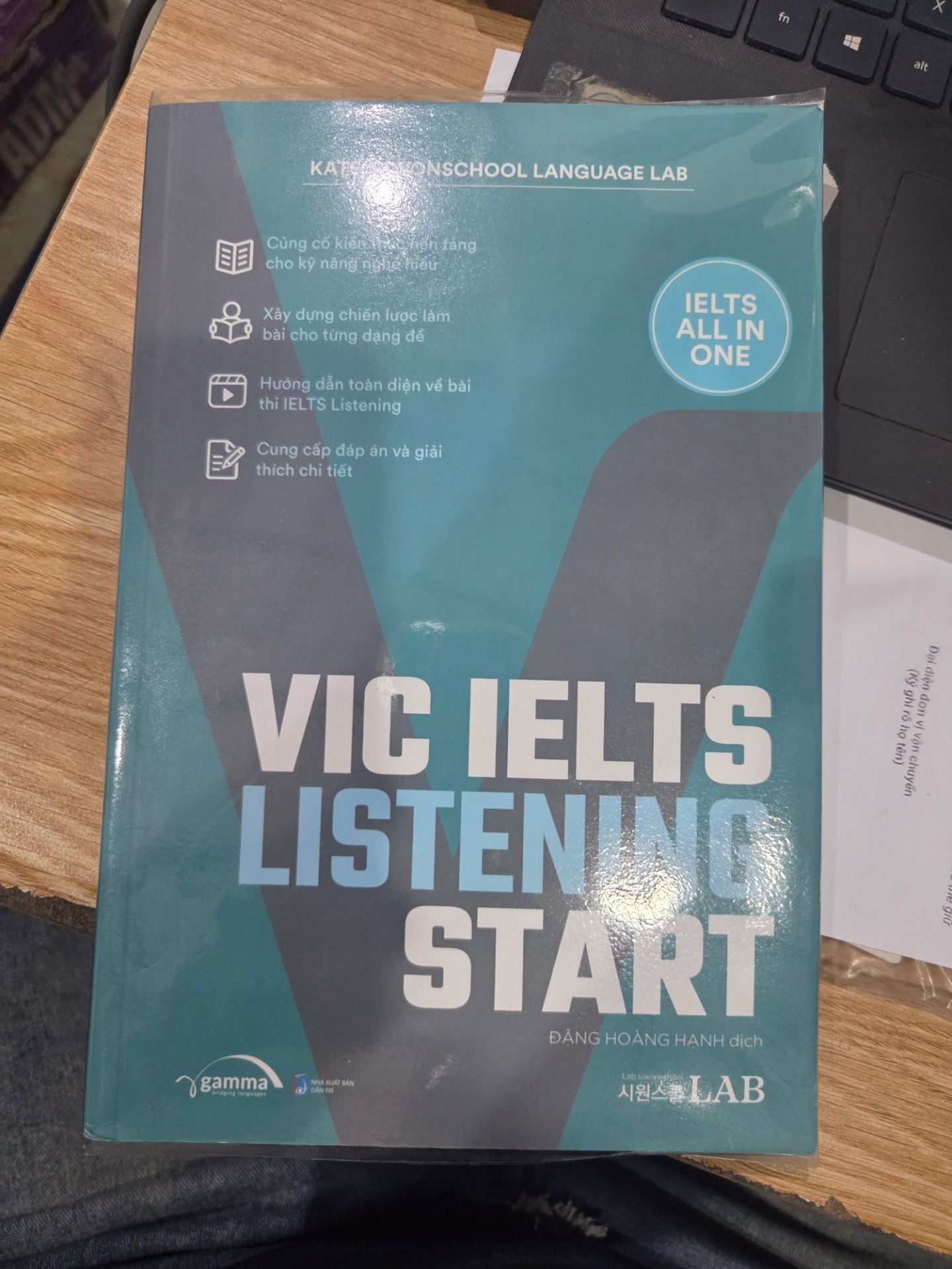 Sách Vic Ielts Listening Start