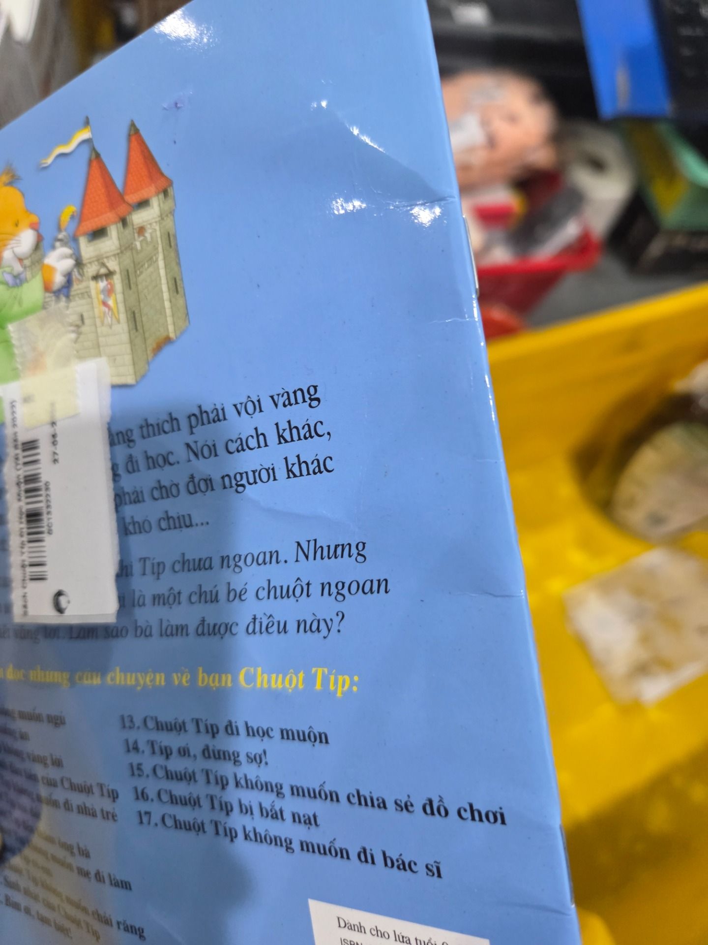 Sách Chuột Típ Đi Học Muộn (Tái Bản 2022)