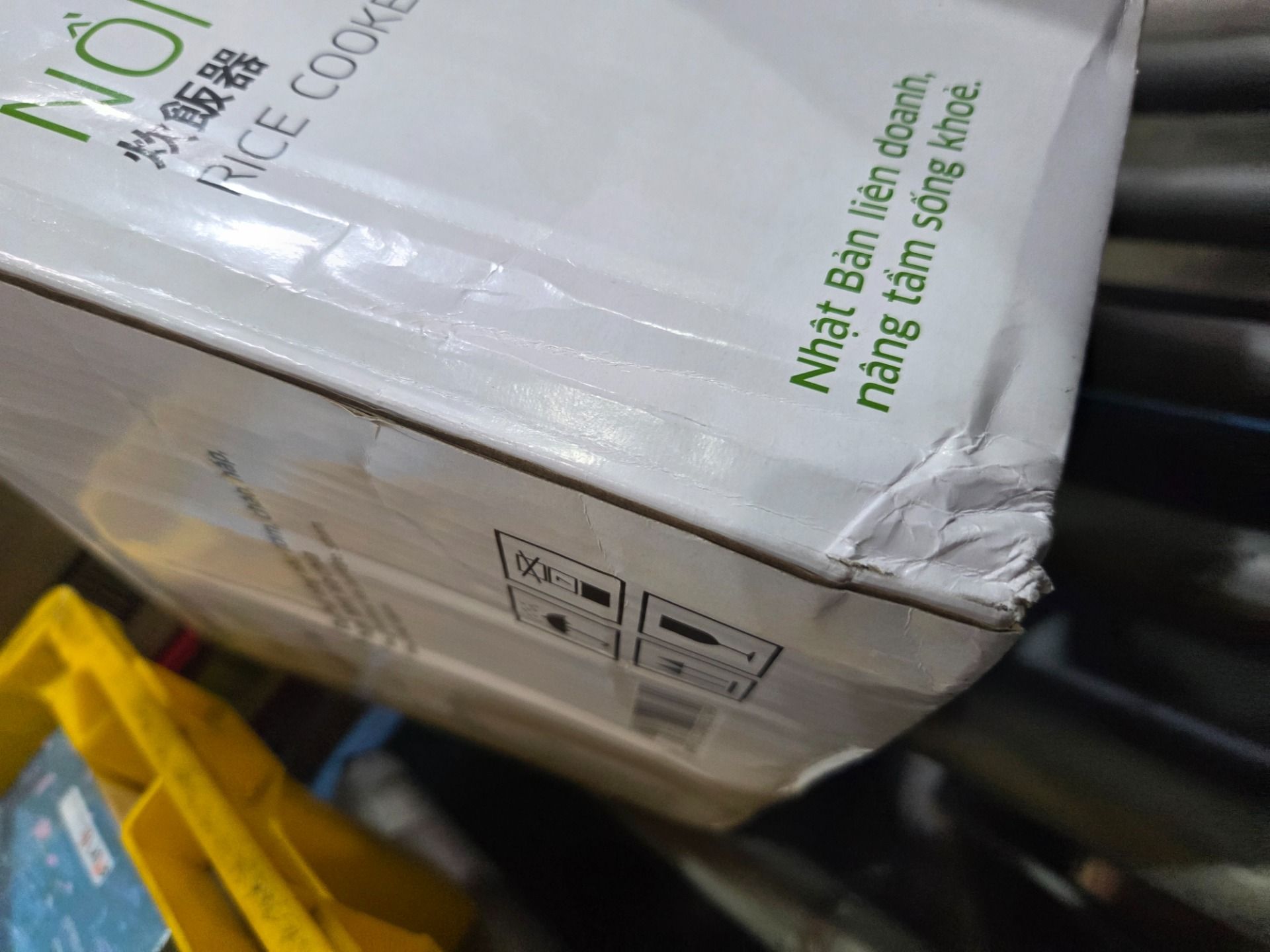 Nồi cơm điện tử Kangaroo 1.8 lít KG18DR7 - Hàng chính hãng