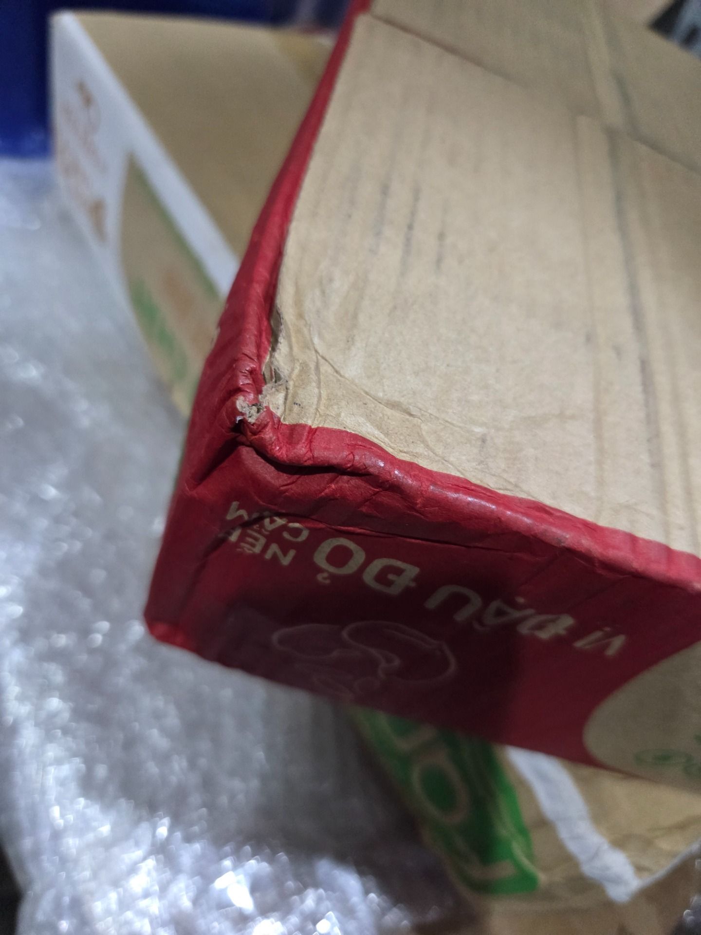 Thùng Sữa Đậu Nành Vinasoy Famigo Đậu Đỏ Nếp Cẩm (200ml x 36 Hộp)