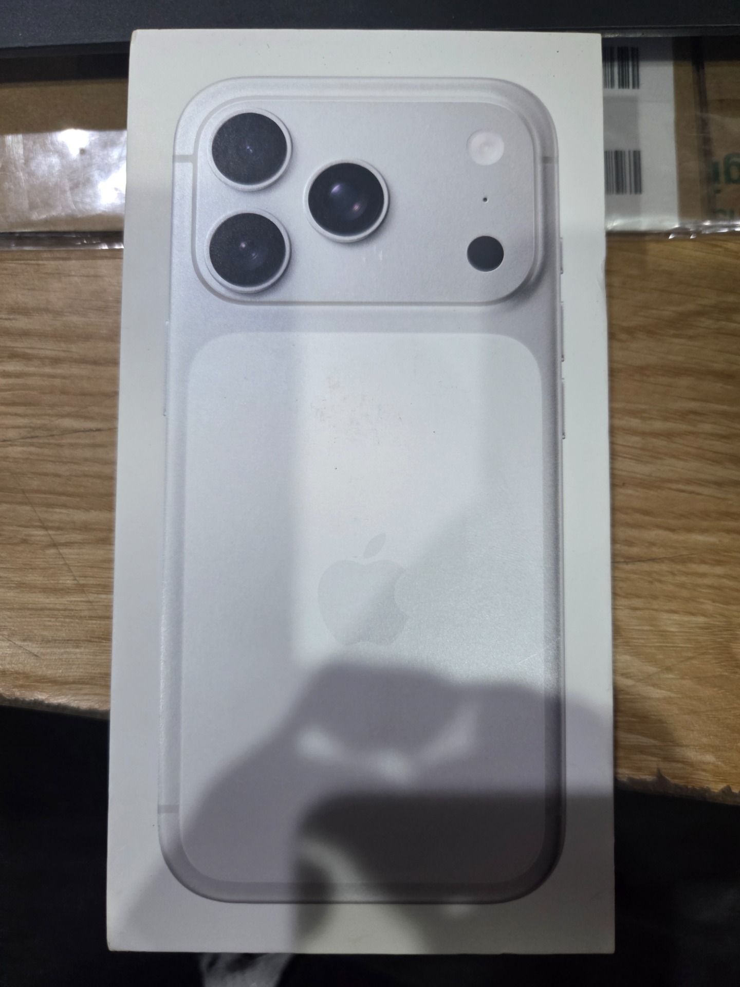 Apple iPhone 17 Pro - Bạc - 256GB