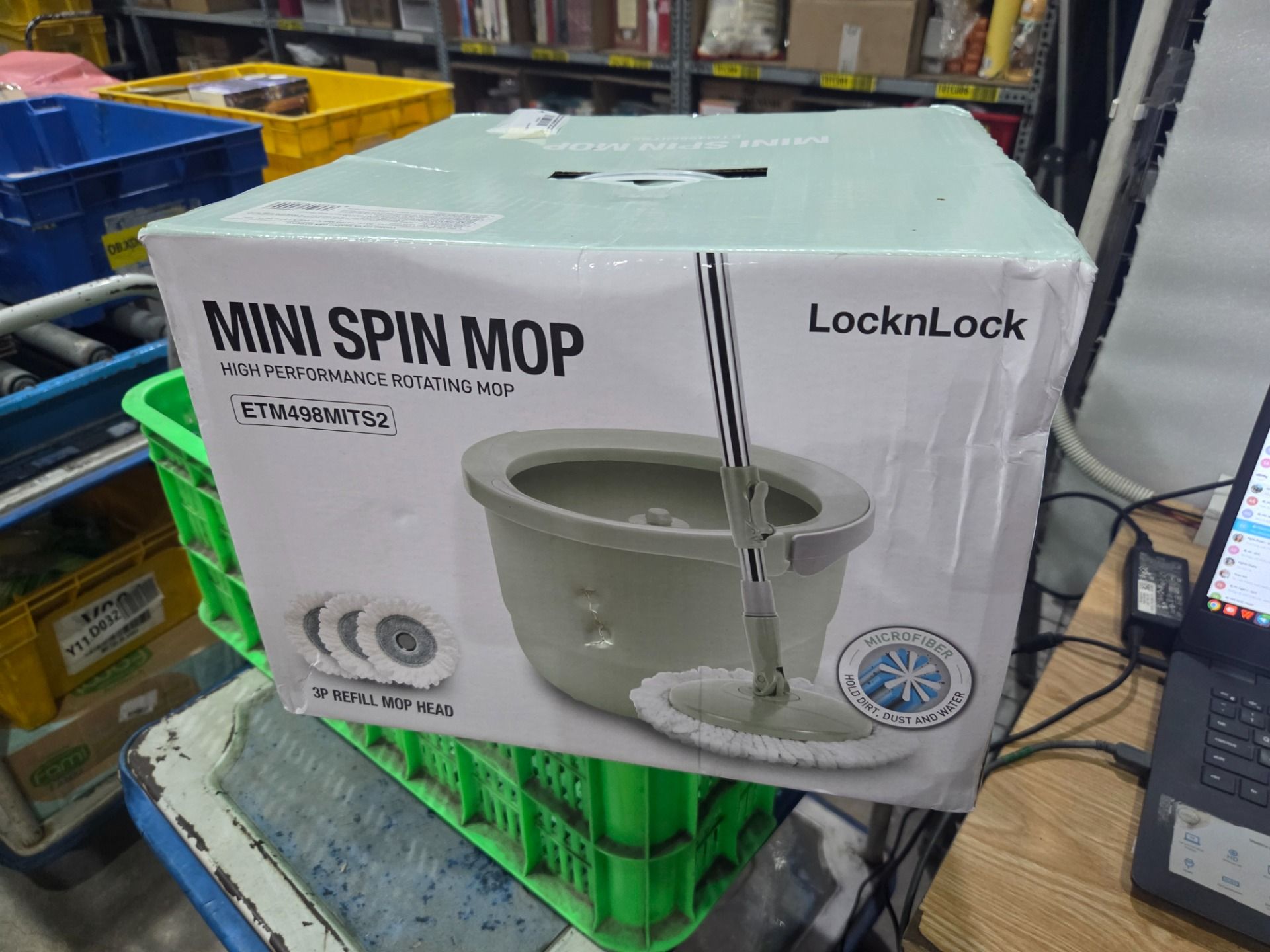 Bộ cây lau nhà Lock&Lock Mini Spin Mop & 4 bông lau sàn ETM498MITS2 - Màu xanh mint