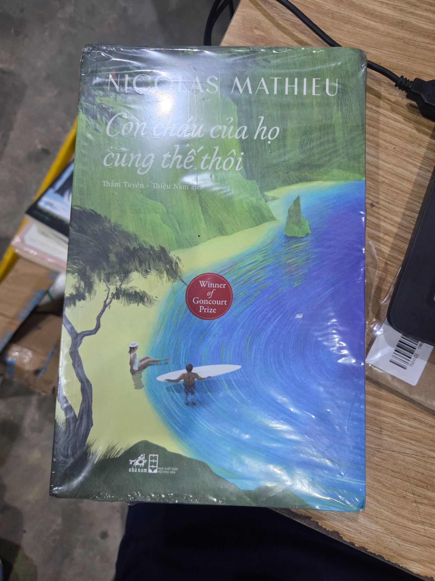 Sách Con cháu của họ cũng thế thôi